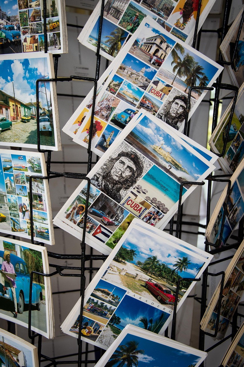 postcards, souvenir, souvenir products, nature, cuba, summer, beach, vacation, resort, che guevara, revolution