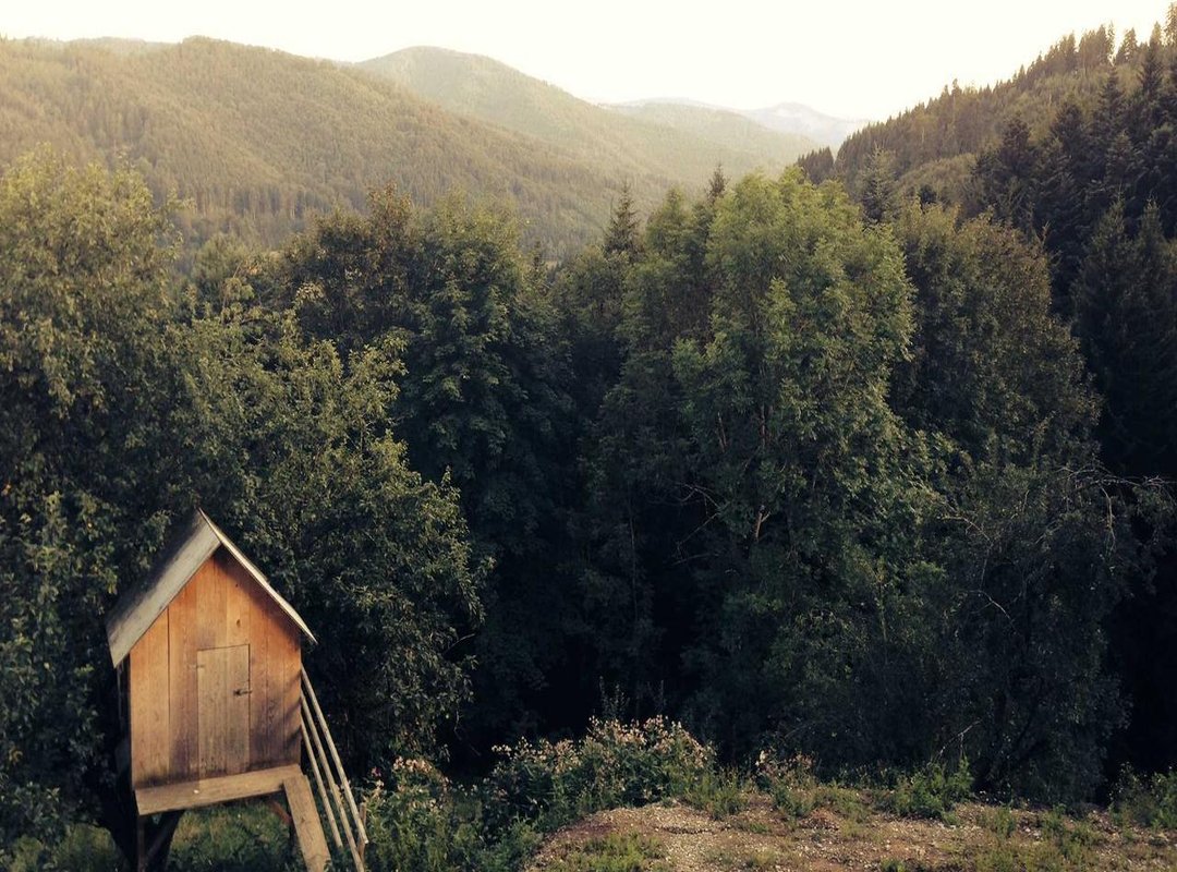 Beyond the Basics: Creative Ways to Use Romantic GIFs